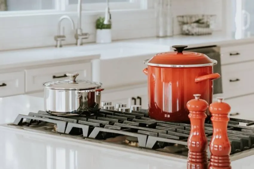 Electric hob being connected in a kitchen